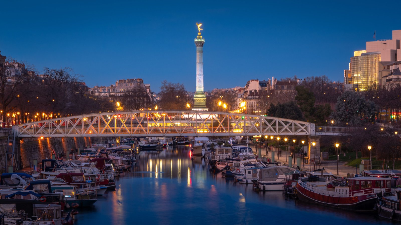 Balade urbaine au bord de l'eau
