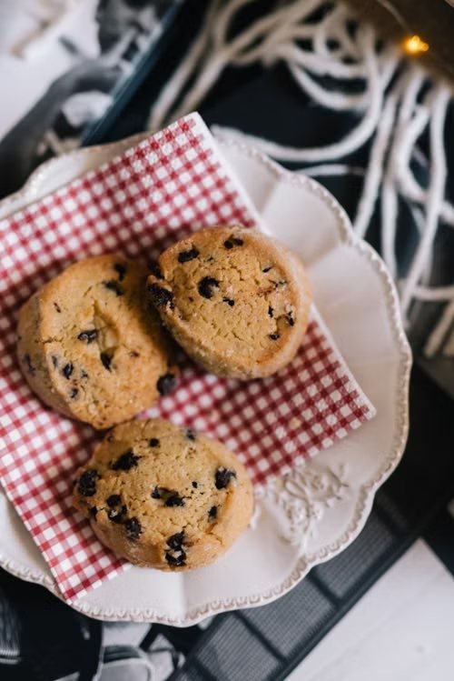 Shortbreads servis sur une assiette
