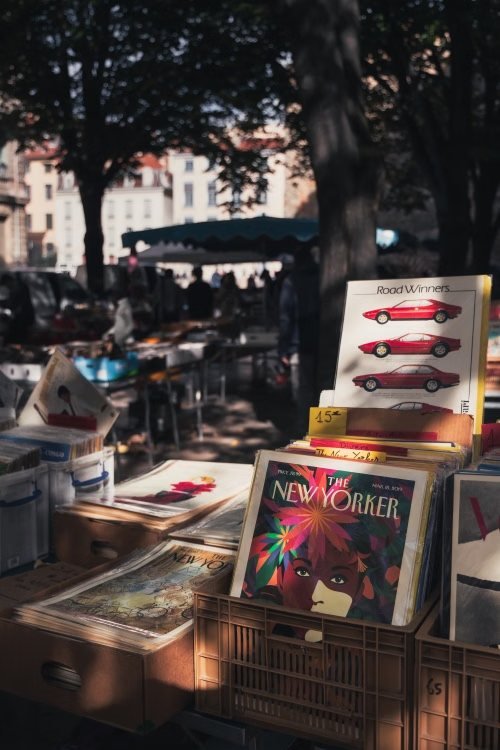 Étal coloré au marché de la Croix-Rousse à Lyon