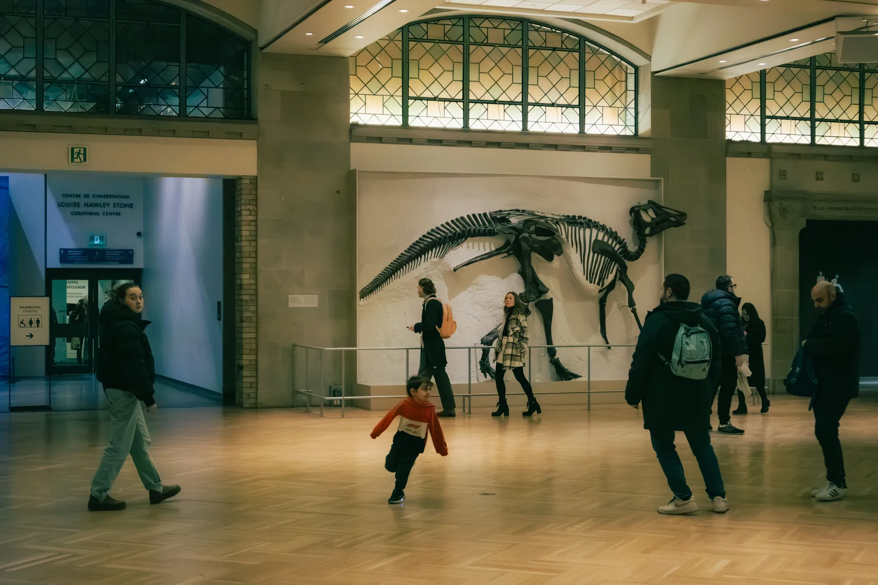 Musée lumineux pour une sortie couverte avec enfants