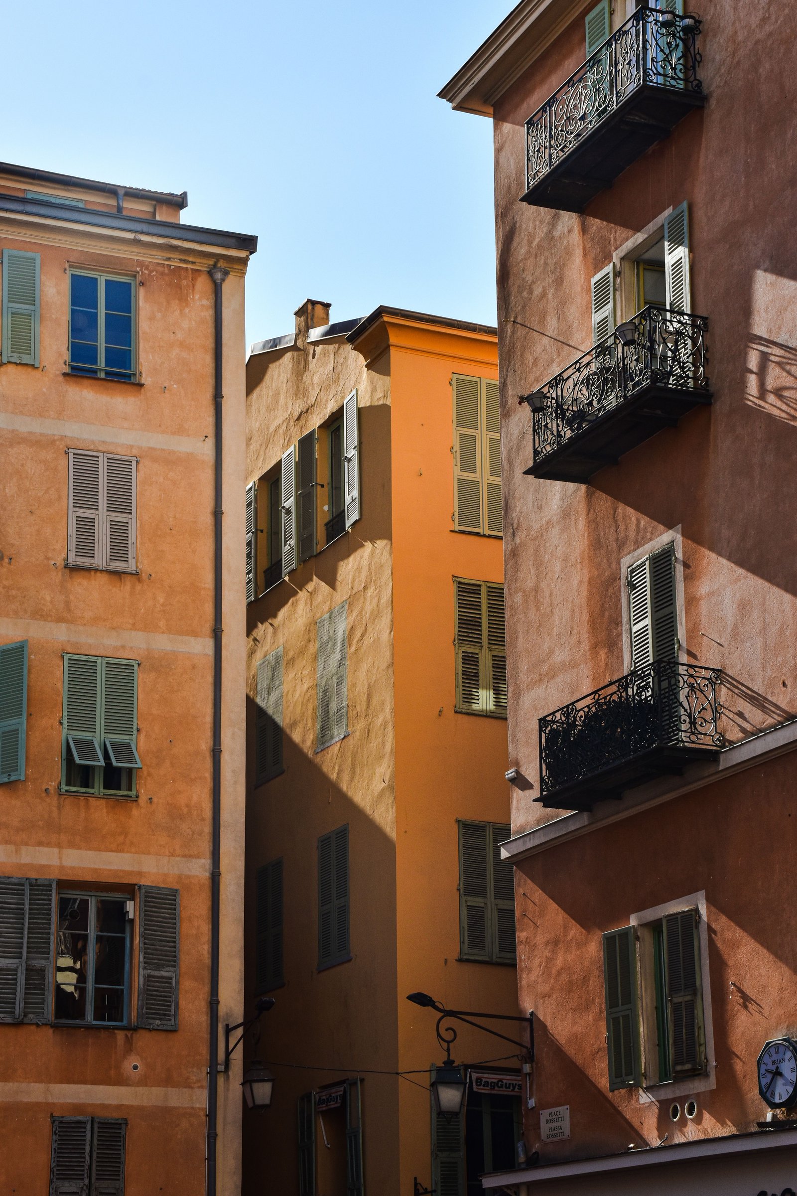 Façades colorées du Vieux-Nice